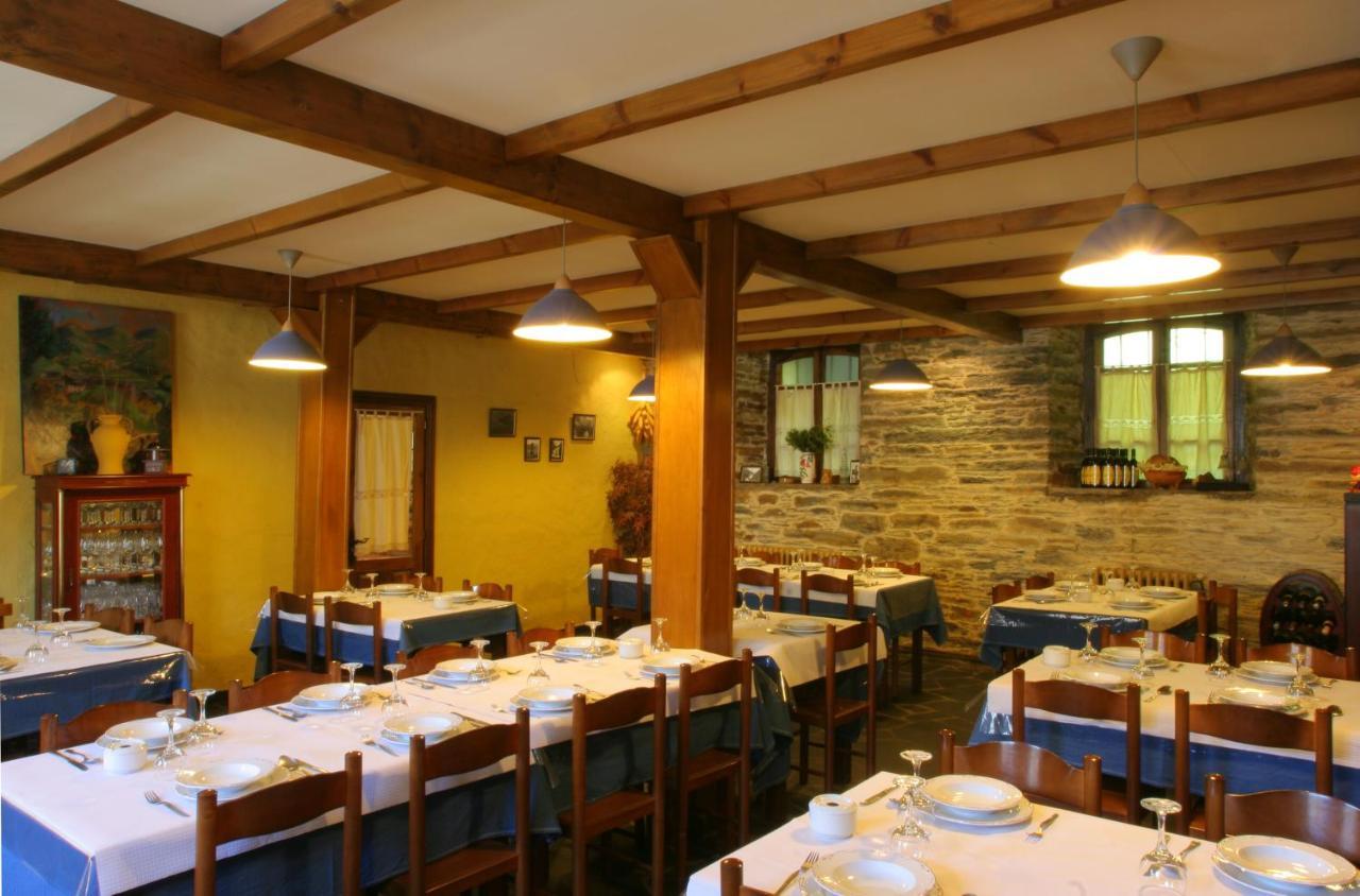 Hotel Rural Oscos Villanueva de Oscos Exteriör bild